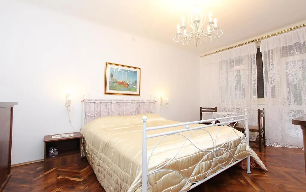 Guest House Aurora Rovigno