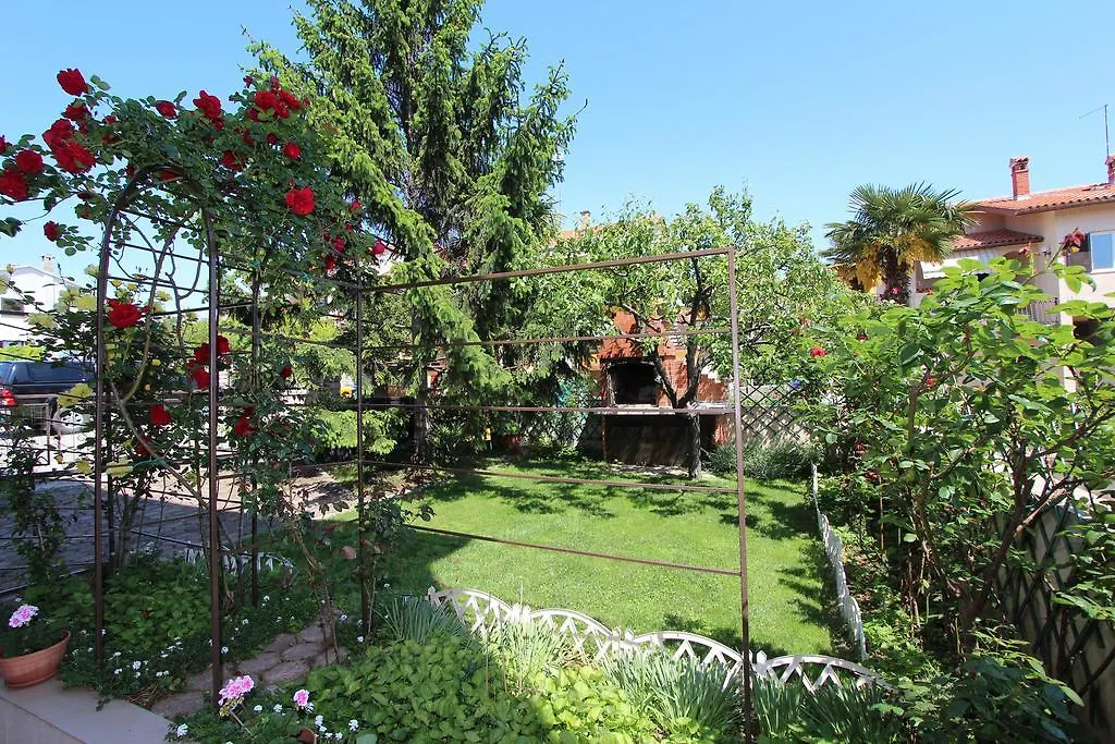 Guest House Aurora Rovigno Croazia