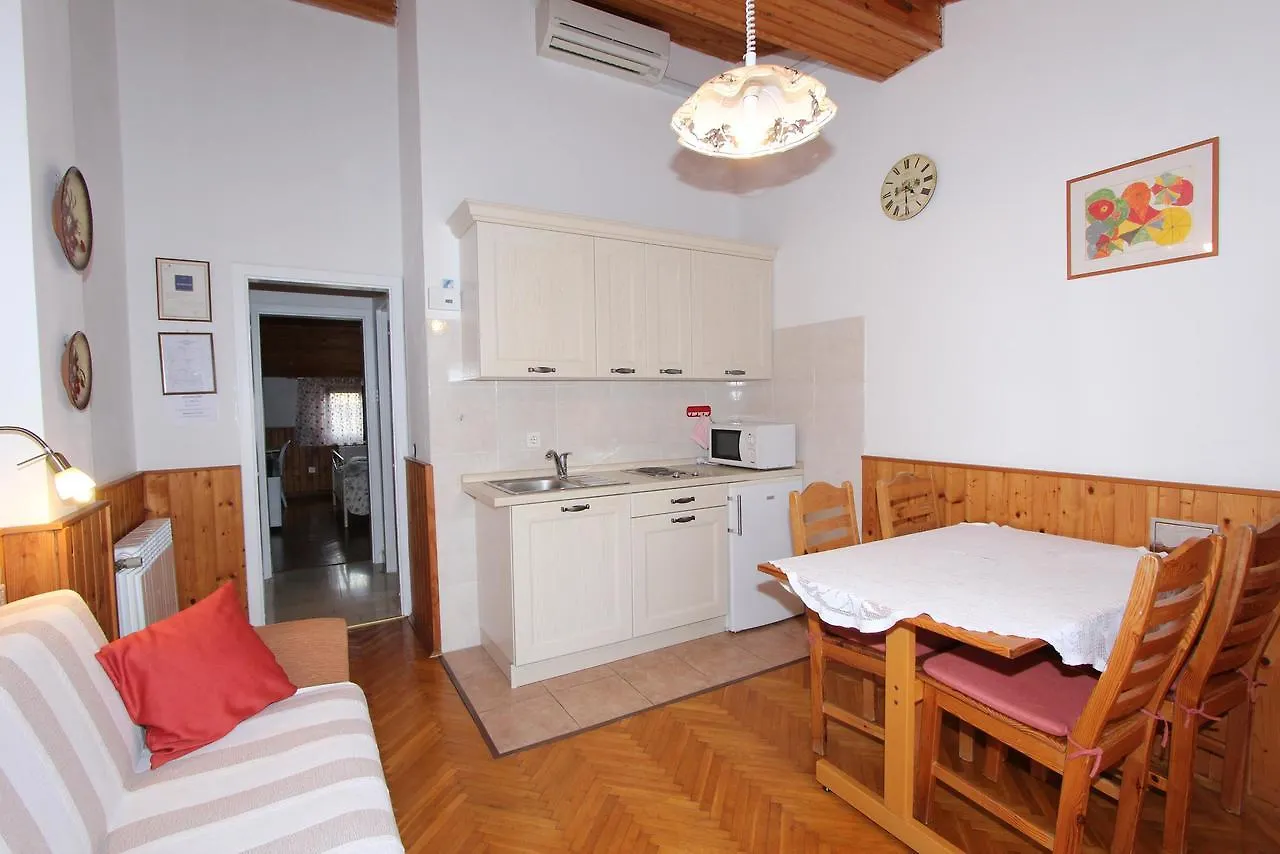 ***  Guest House Aurora Rovigno Croazia