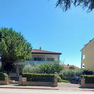 Gasthuis Iskra, Rovinj
