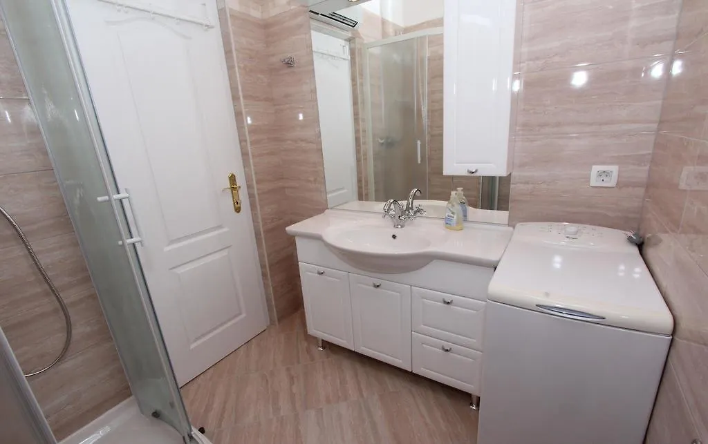 Guest House Aurora Ρόβινι 3*,  Κροατία