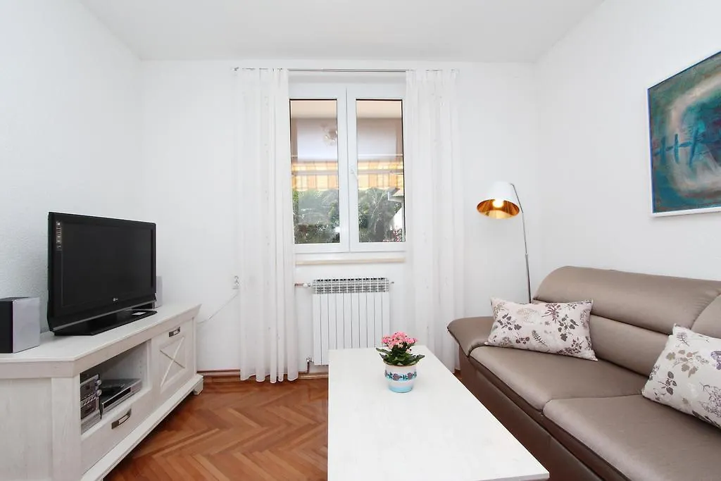 Guest House Aurora Ρόβινι Κροατία